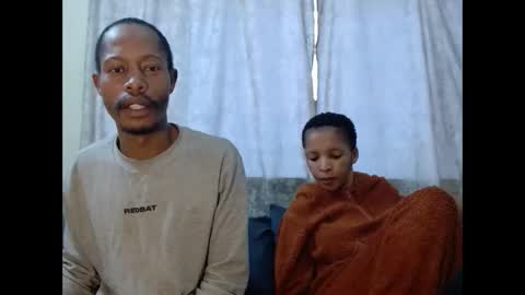 sexycouplexx01 online show from May 2026 06:54:01 AM