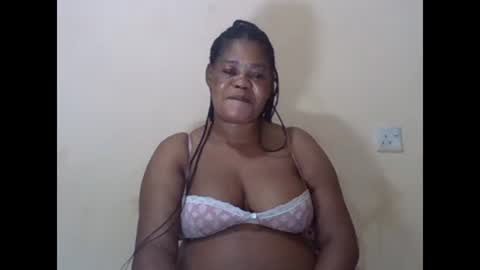 Snapshot of sexydove2 chatting on February 2025 02:23:02 AM EMILY online show from February 2025 02:23:02 AM