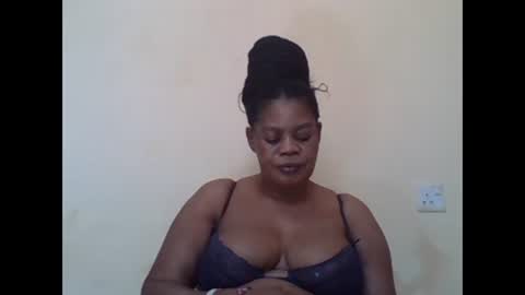 Snapshot of sexydove2 chatting on February 2025 12:17:02 PM EMILY online show from February 2025 12:17:02 PM