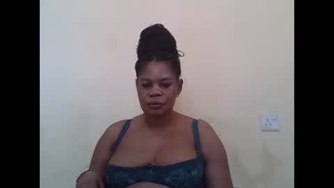 Snapshot of sexydove2 chatting on February 2025 12:59:01 PM EMILY online show from February 2025 12:59:01 PM