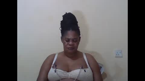 Snapshot of sexydove2 chatting on February 2025 07:03:02 PM EMILY online show from February 2025 07:03:02 PM