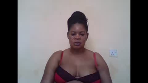 Snapshot of sexydove2 chatting on March 2025 07:05:02 AM EMILY online show from March 2025 07:05:02 AM