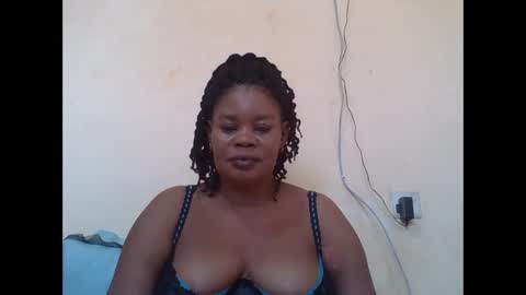 Snapshot of sexydove2 chatting on September 2025 01:22:02 PM EMILY online show from September 2025 01:22:02 PM