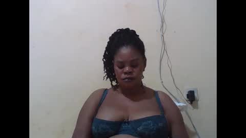 Snapshot of sexydove2 chatting on September 2025 03:07:02 AM EMILY online show from September 2025 03:07:02 AM