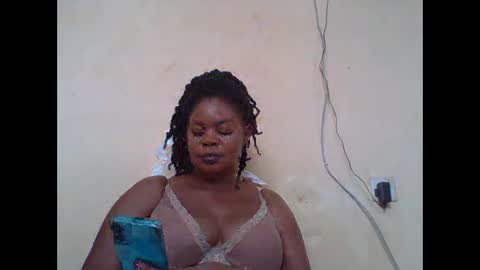 Snapshot of sexydove2 chatting on September 2025 07:11:02 AM EMILY online show from September 2025 07:11:02 AM