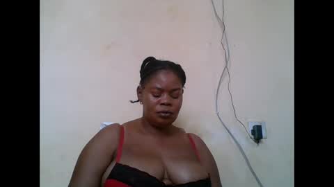 Snapshot of sexydove2 chatting on September 2025 08:07:01 AM EMILY online show from September 2025 08:07:01 AM