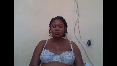 Snapshot of sexydove2 chatting on October 2025 07:26:02 AM EMILY online show from October 2025 07:26:02 AM