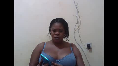 Snapshot of sexydove2 chatting on October 2025 06:08:02 PM EMILY online show from October 2025 06:08:02 PM