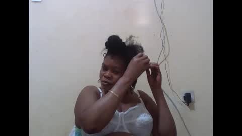 Snapshot of sexydove2 chatting on October 2025 07:03:02 PM EMILY online show from October 2025 07:03:02 PM