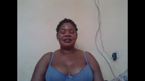 Snapshot of sexydove2 chatting on October 2025 07:27:02 AM EMILY online show from October 2025 07:27:02 AM