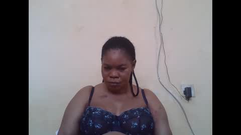 Snapshot of sexydove2 chatting on December 2025 06:08:02 AM EMILY online show from December 2025 06:08:02 AM