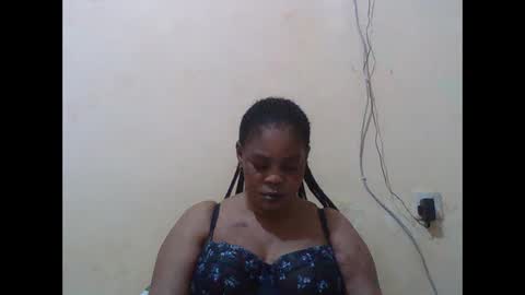 Snapshot of sexydove2 chatting on December 2025 06:47:02 PM EMILY online show from December 2025 06:47:02 PM