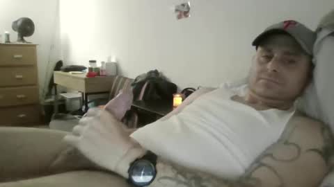 Snapshot of sexyfredy7722 chatting on November 2025 04:11:02 AM sexyfredy7722 online show from November 2025 04:11:02 AM