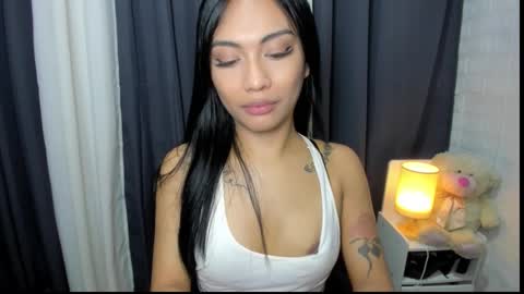 sexygoddessappira online show from December 2025 12:38:02 AM