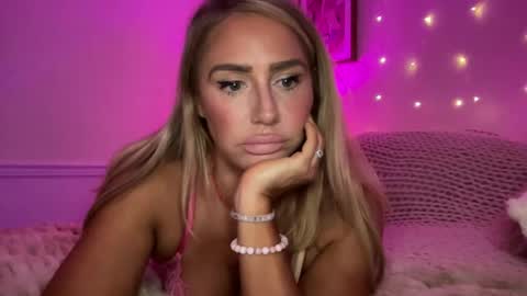 Ashley Love online show from November 2025 08:58:02 AM