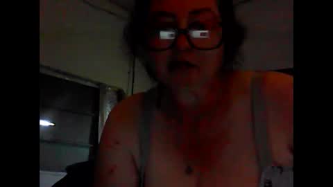 sexyhoneybee1 online show from April 2026 07:26:01 PM