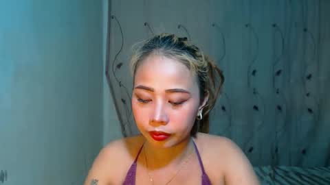 Snapshot of sexyhotbojean chatting on November 2025 11:27:02 AM jeanken and jelian online show from November 2025 11:27:02 AM