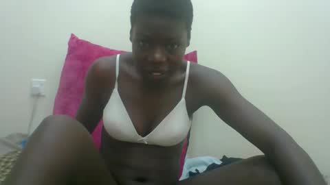 Snapshot of sexyhotgal4 chatting on October 2025 12:49:02 AM MARGARET online show from October 2025 12:49:02 AM