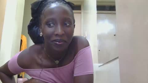 sexyhun084 online show from May 2026 01:52:02 PM