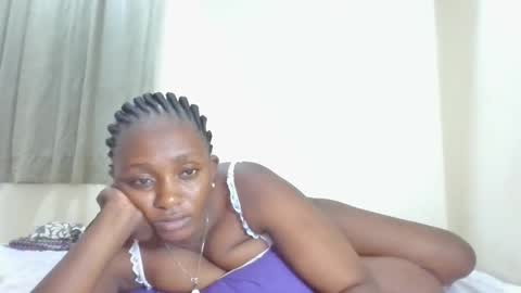 JOAN online show from October 2025 03:34:04 PM