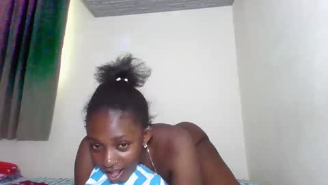 JOAN online show from November 2025 06:23:01 AM