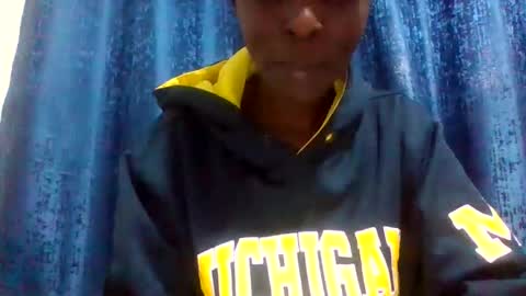 sexyjz02 online show from June 2026 05:12:01 AM