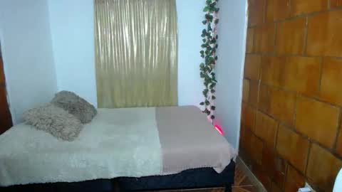 Kata sexy online show from April 2026 03:08:01 PM