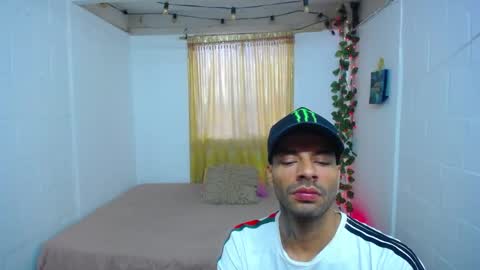 Snapshot of sexykata_of chatting on April 2026 10:30:02 PM Kata sexy online show from April 2026 10:30:02 PM