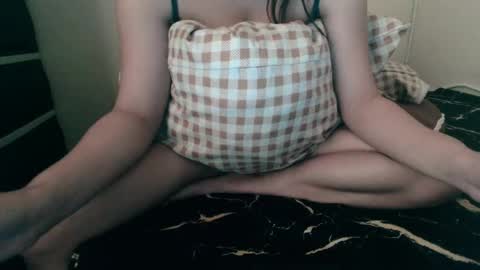 Lily online show from December 2024 11:07:01 PM