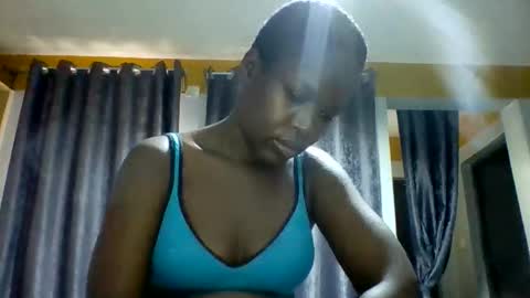 Snapshot of sexymelanin001 chatting on September 2025 12:10:01 PM sexymelanin001 online show from September 2025 12:10:01 PM