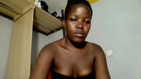 Snapshot of sexymelanin001 chatting on October 2025 07:25:02 PM sexymelanin001 online show from October 2025 07:25:02 PM
