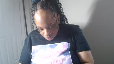 Snapshot of sexymona1218 chatting on June 2026 10:34:02 PM SexyMona online show from June 2026 10:34:02 PM