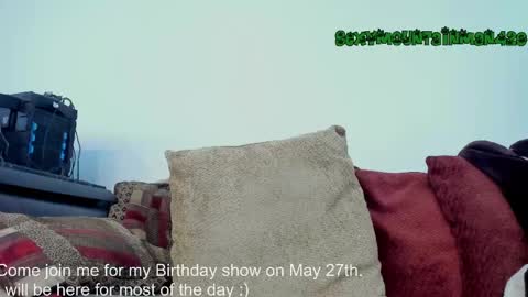 Snapshot of sexymountainman420 chatting on May 2026 02:19:01 AM Sexymountainman420 online show from May 2026 02:19:01 AM