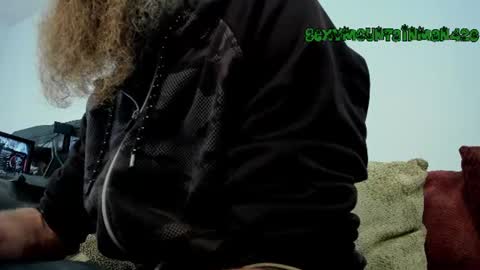 Snapshot of sexymountainman420 chatting on June 2026 05:19:02 AM Sexymountainman420 online show from June 2026 05:19:02 AM