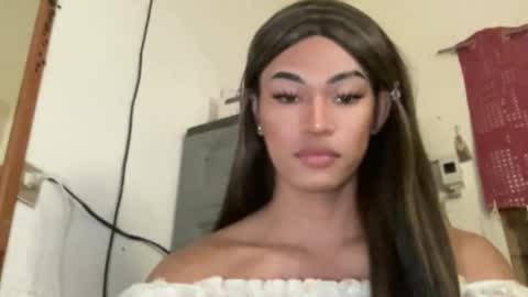 Snapshot of sexynakedweapon chatting on May 2026 03:39:01 PM LIEZEL online show from May 2026 03:39:01 PM