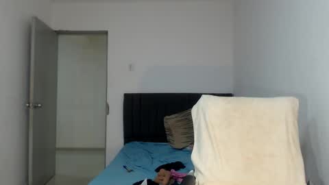 Natalia Duran online show from October 2025 01:01:02 AM