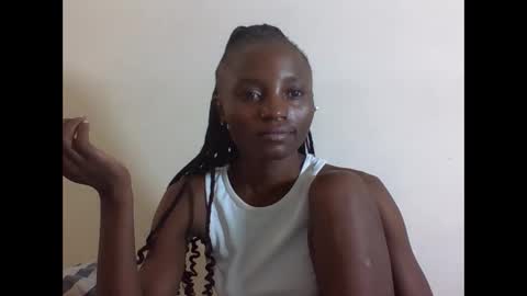 VIVIAN online show from November 2025 06:35:02 AM