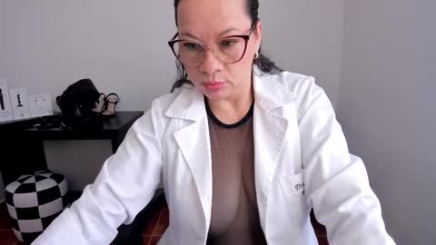Sexy Psychologist online show from September 2025 06:08:02 PM