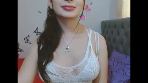 Venus Independent Model online show from April 2026 07:44:02 PM