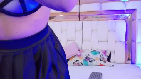 Kendall online show from February 2026 12:25:01 PM