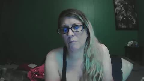 sexystripper69 online show from December 2025 04:42:02 AM