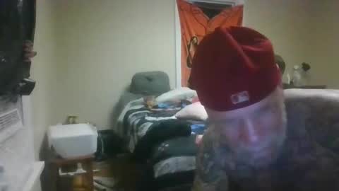 Snapshot of sexytattedcpl417 chatting on October 2025 01:46:02 AM sexttattedqueen417 online show from October 2025 01:46:02 AM