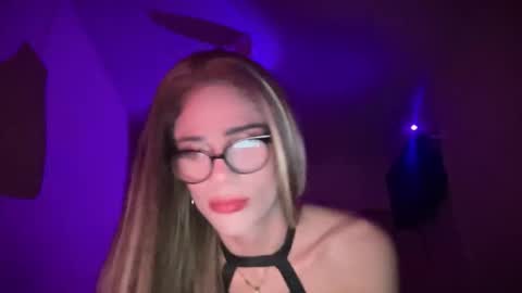 Snapshot of sexyvalerynsx chatting on June 2026 09:54:02 PM Valsexxx91 online show from June 2026 09:54:02 PM