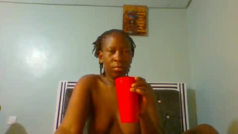 Snapshot of sexyvivy chatting on February 2025 07:18:02 AM VIVIAN online show from February 2025 07:18:02 AM