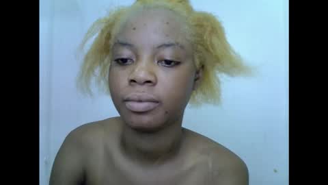 sexyxpeach online show from January 2026 05:37:01 PM