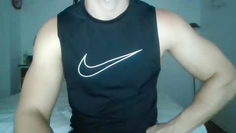 Snapshot of sexyyphilip chatting on February 2025 10:44:02 PM sexyyphilip online show from February 2025 10:44:02 PM