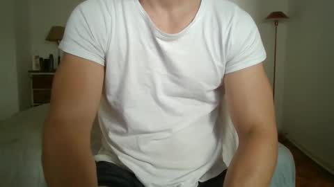 Snapshot of sexyyphilip chatting on February 2025 08:09:01 PM sexyyphilip online show from February 2025 08:09:01 PM