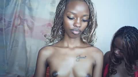 sexyzuriel online show from March 2026 10:36:01 PM