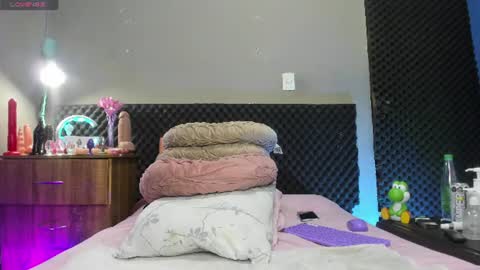 Snapshot of shadia_squirt chatting on June 2026 02:46:01 AM shadia online show from June 2026 02:46:01 AM