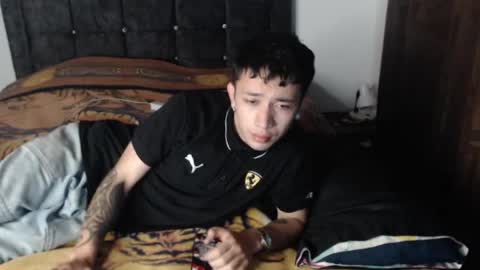 Snapshot of shadow_men_ chatting on April 2026 06:19:01 AM james online show from April 2026 06:19:01 AM